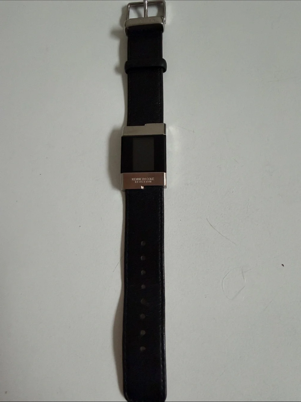 Kenneth Cole vintage Men’s Black Leather Strap Watch with Silver-Tone Case